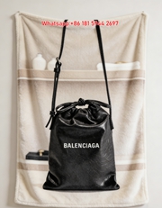 Balenciaga Drawstring Bucket Bag Print Flannel Throw Blanket BA326